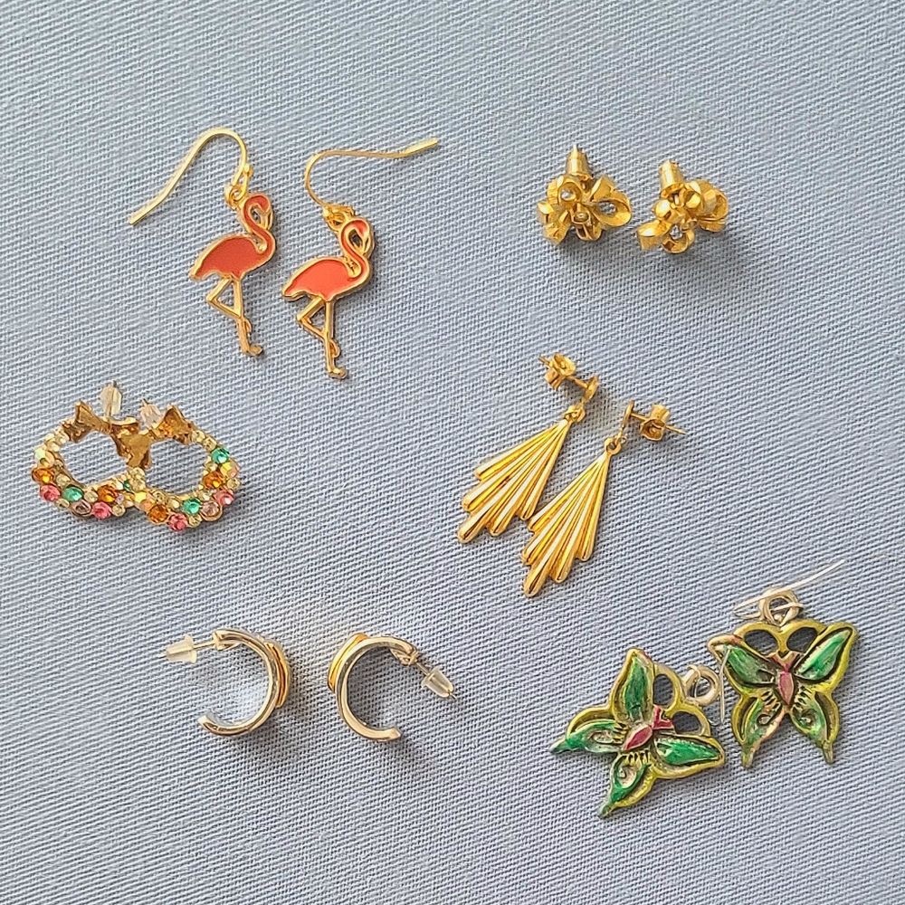 Lot of 6 Pairs of Earrings